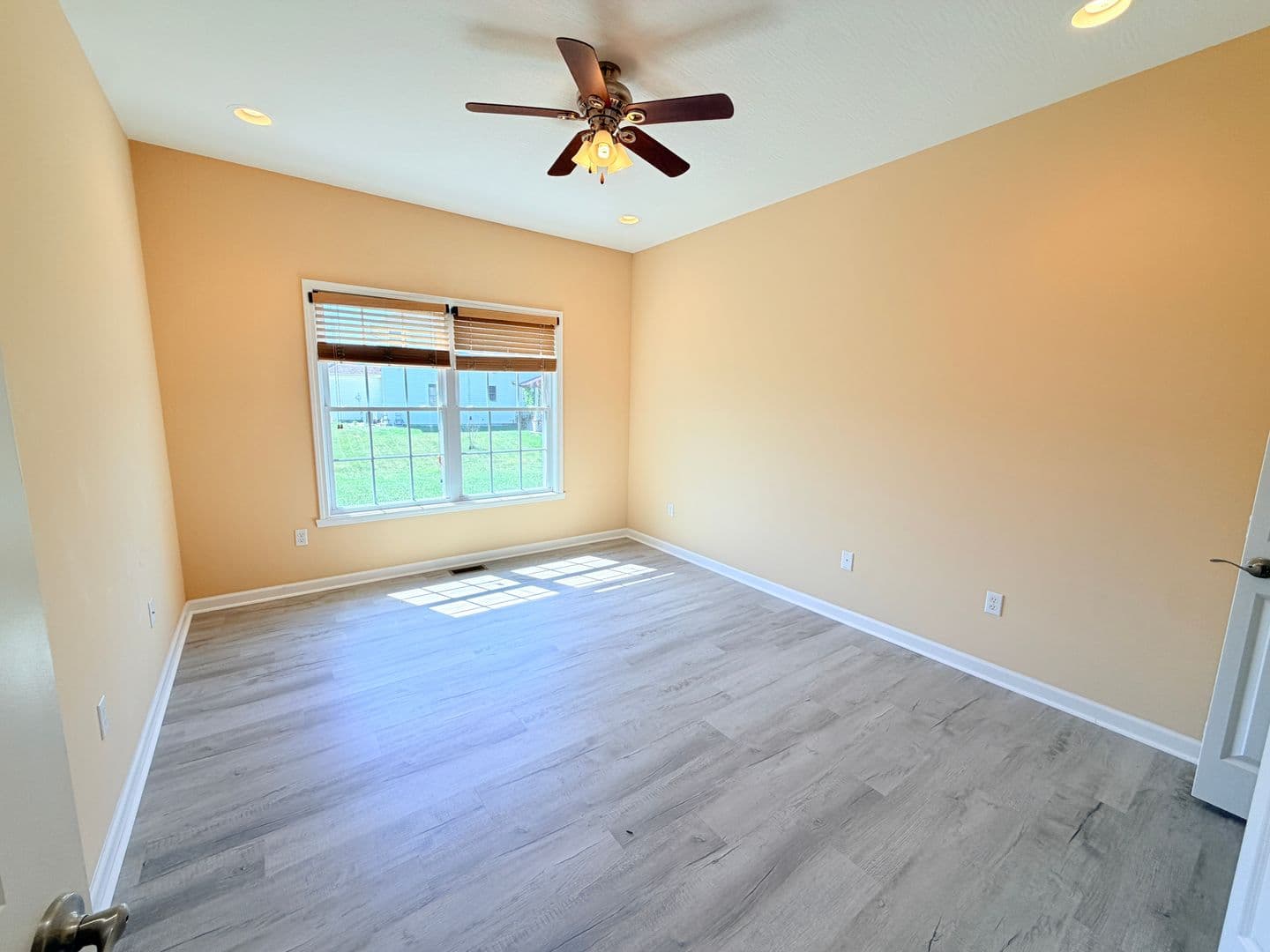 Columbus House: 2073 Pawnee Trl