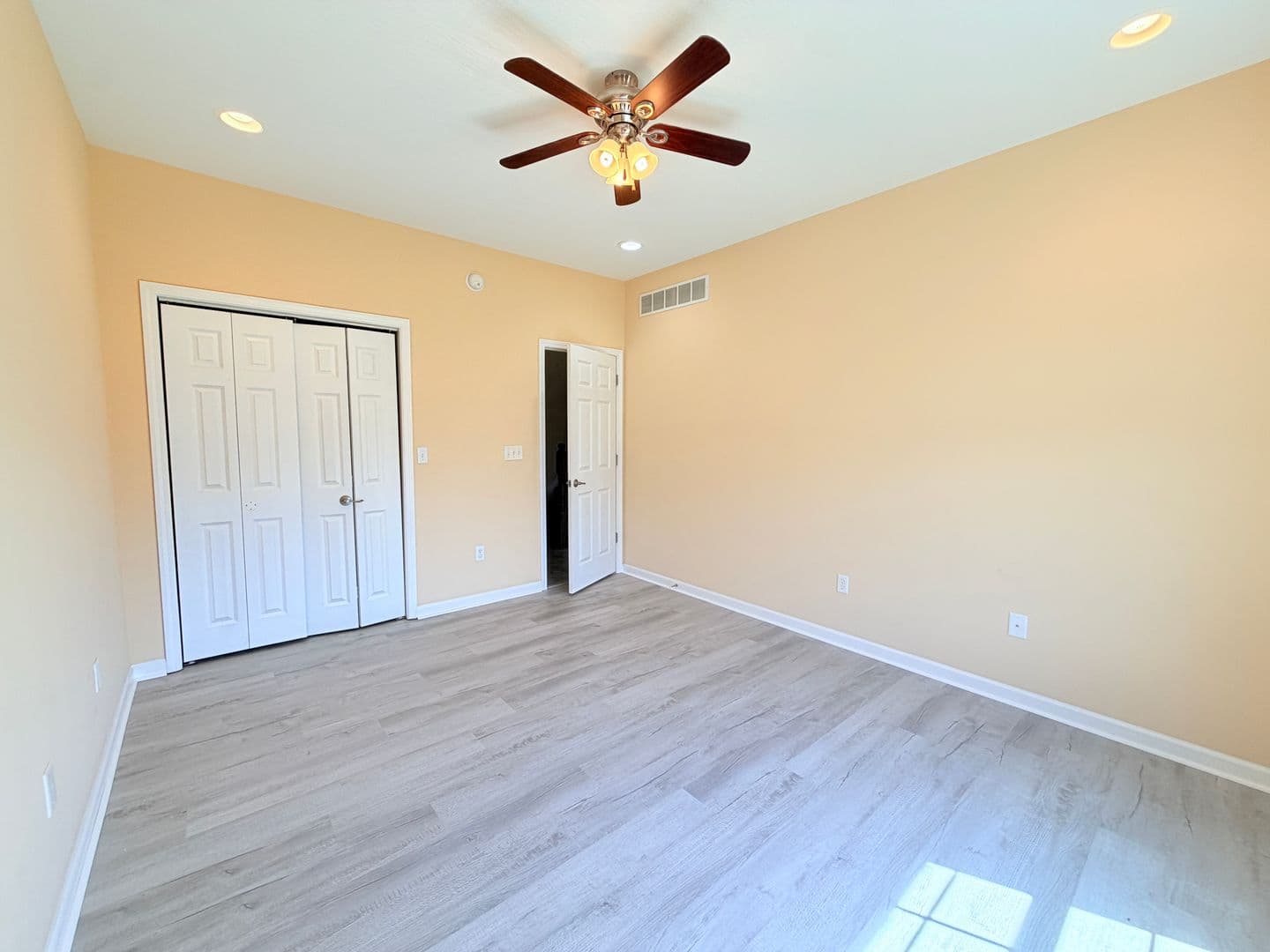 Columbus House: 2073 Pawnee Trl