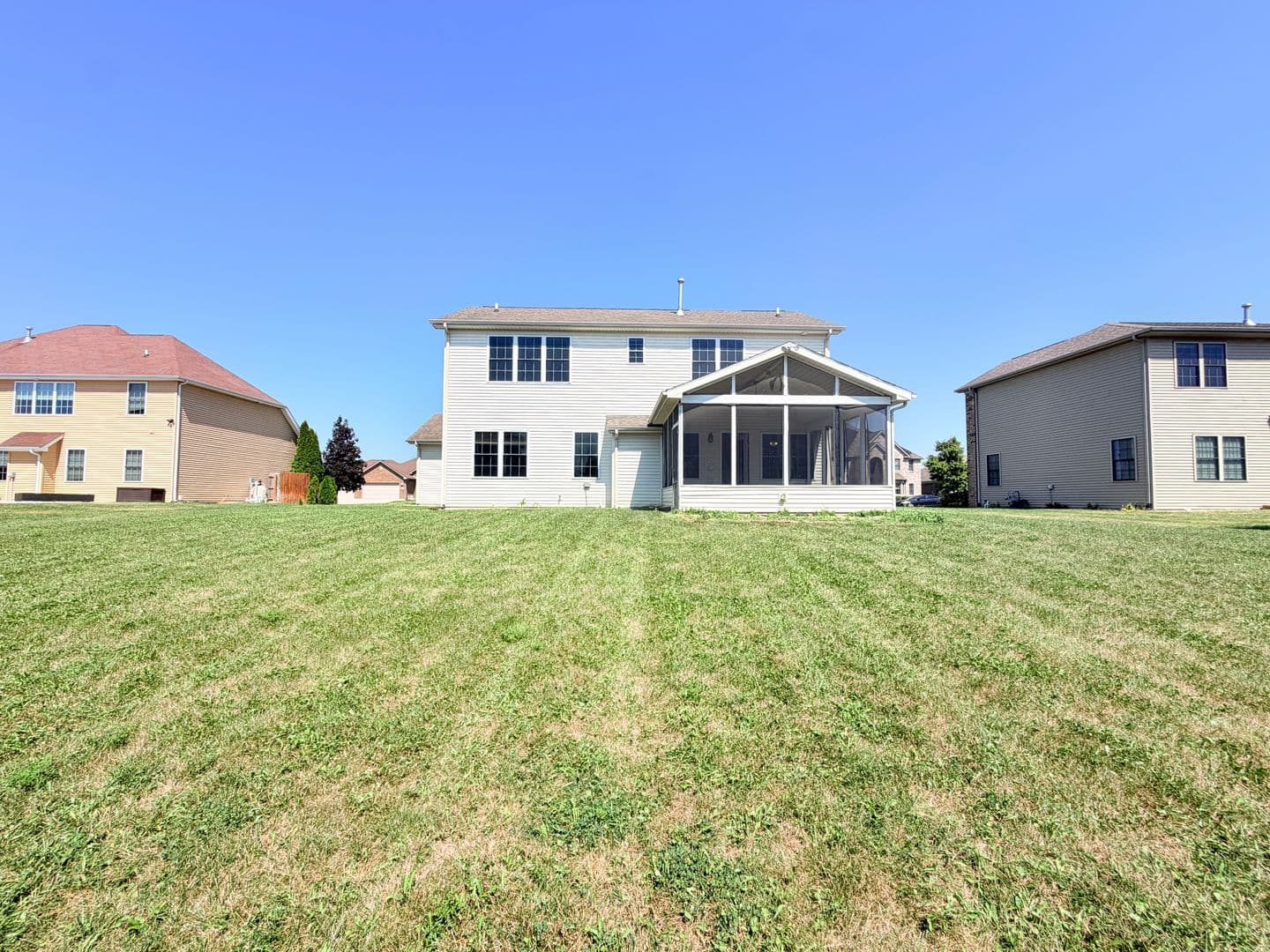 Columbus House: 2073 Pawnee Trl