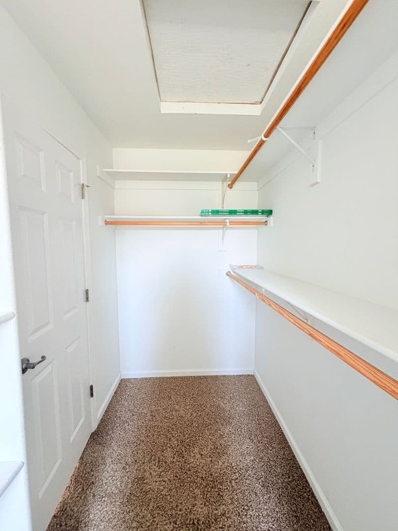 Columbus House: 2073 Pawnee Trl
