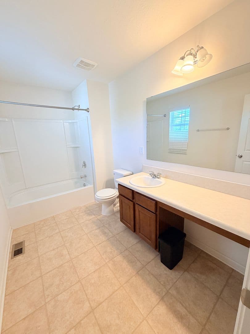 Columbus House: 2513 Shadow Bend Dr.