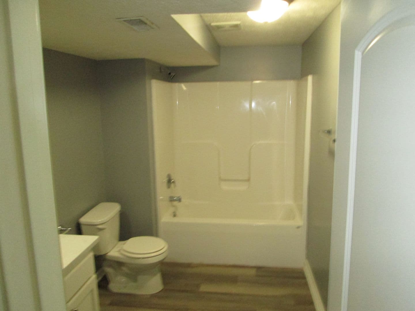 Lincoln Apartment: 6945