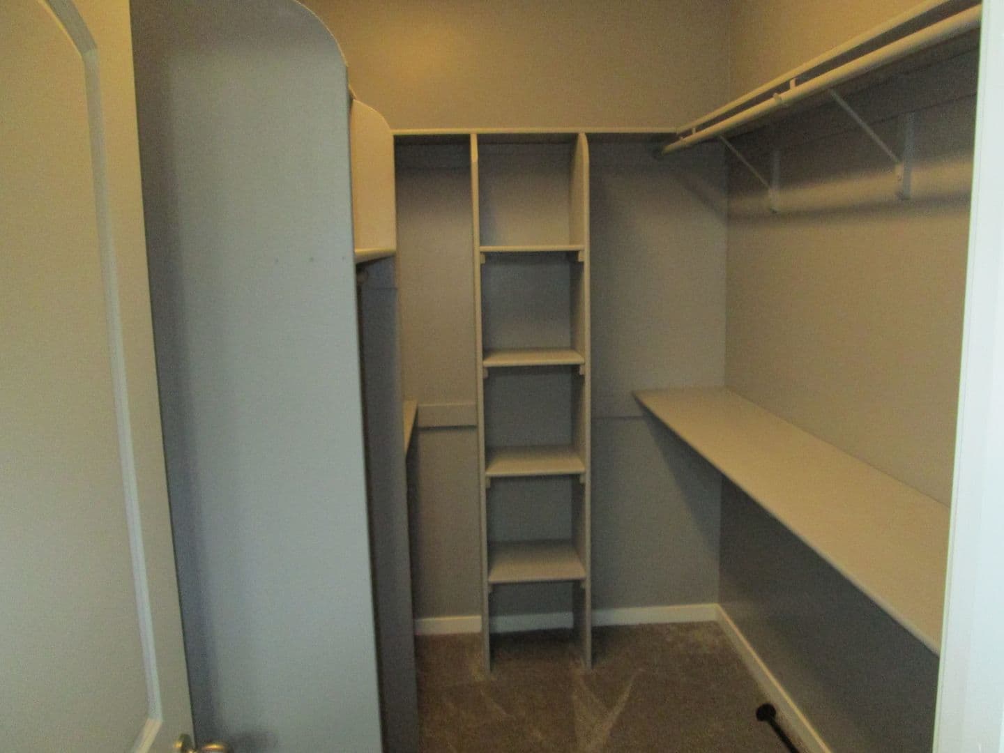 Lincoln Apartment: 6945