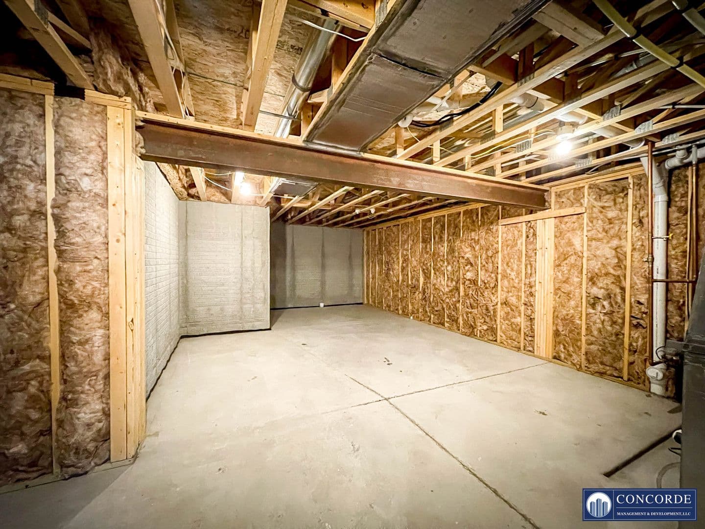 Lincoln Apartment: Yankee Woods Drive/S 78th St/Hacienda Drive