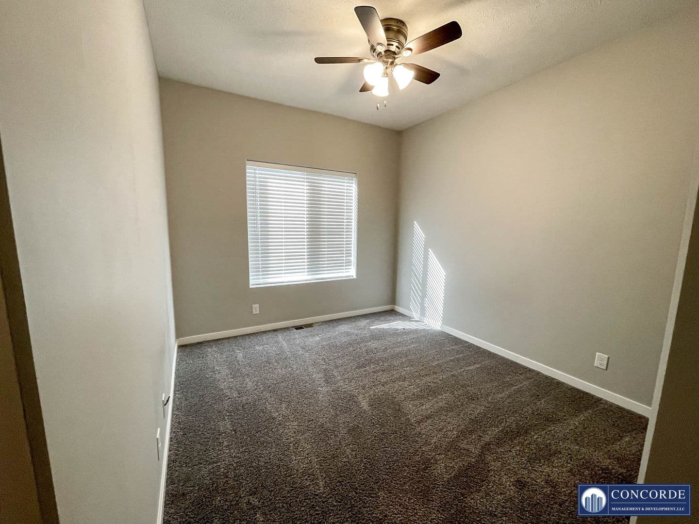 Lincoln Apartment: Yankee Woods Drive/S 78th St/Hacienda Drive