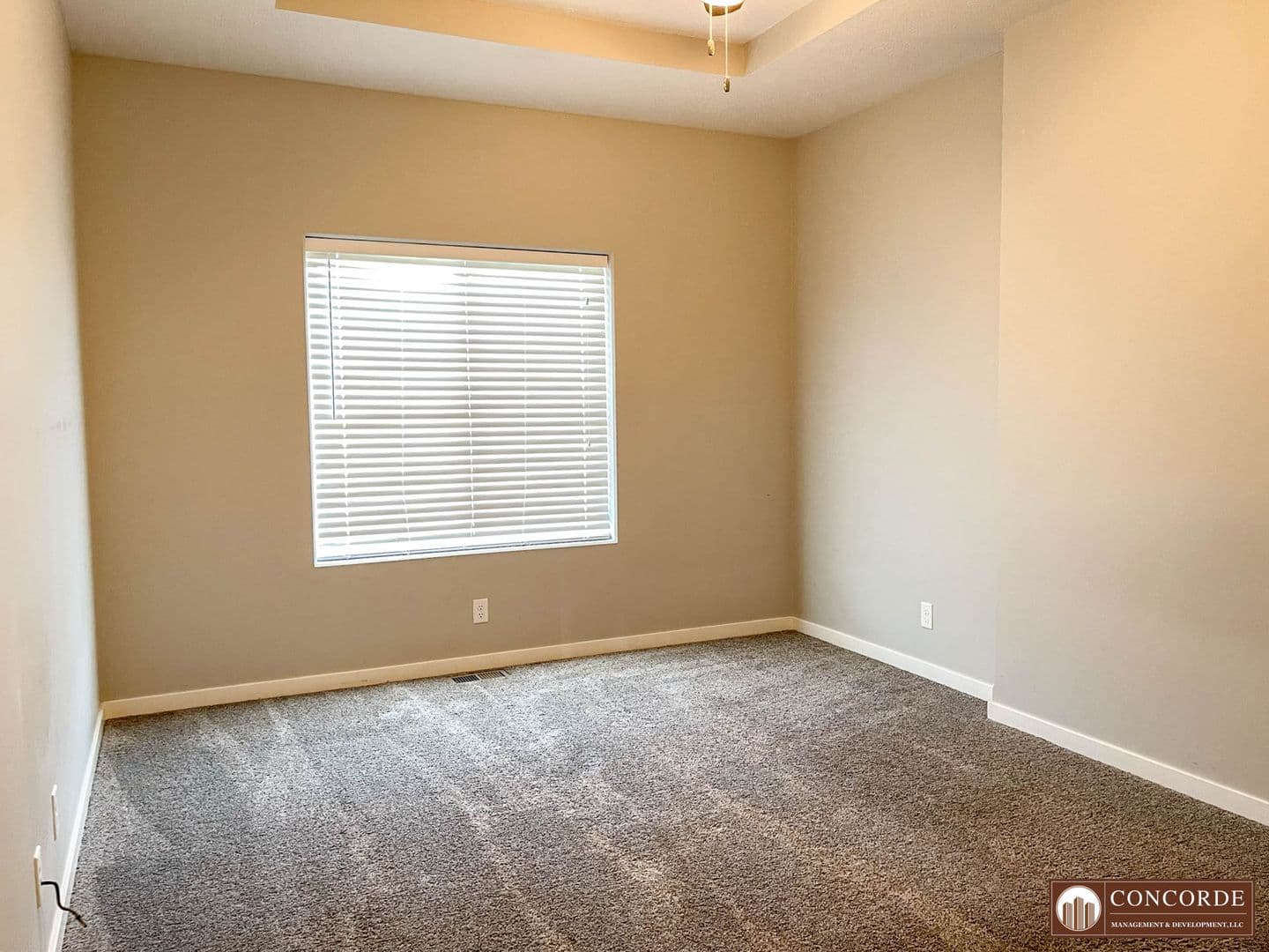 Lincoln Apartment: Yankee Woods Drive/S 78th St/Hacienda Drive