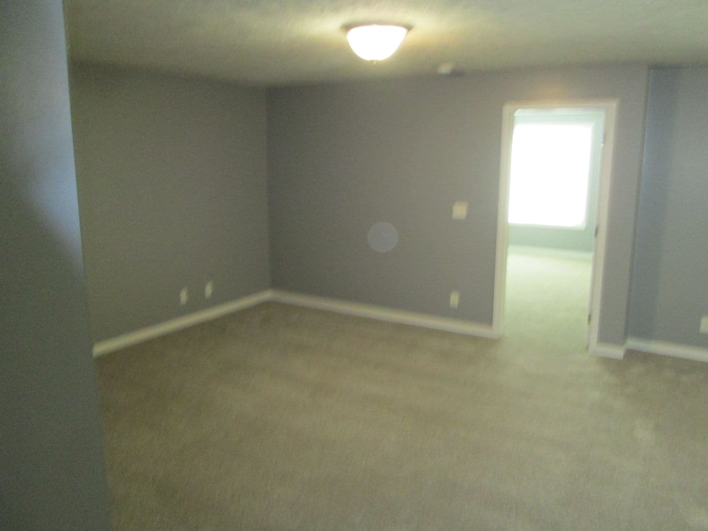 Lincoln Apartment: 6945