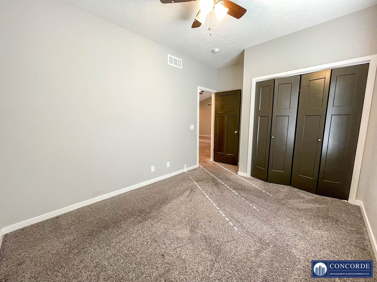 Lincoln Apartment: Yankee Woods Drive/S 78th St/Hacienda Drive