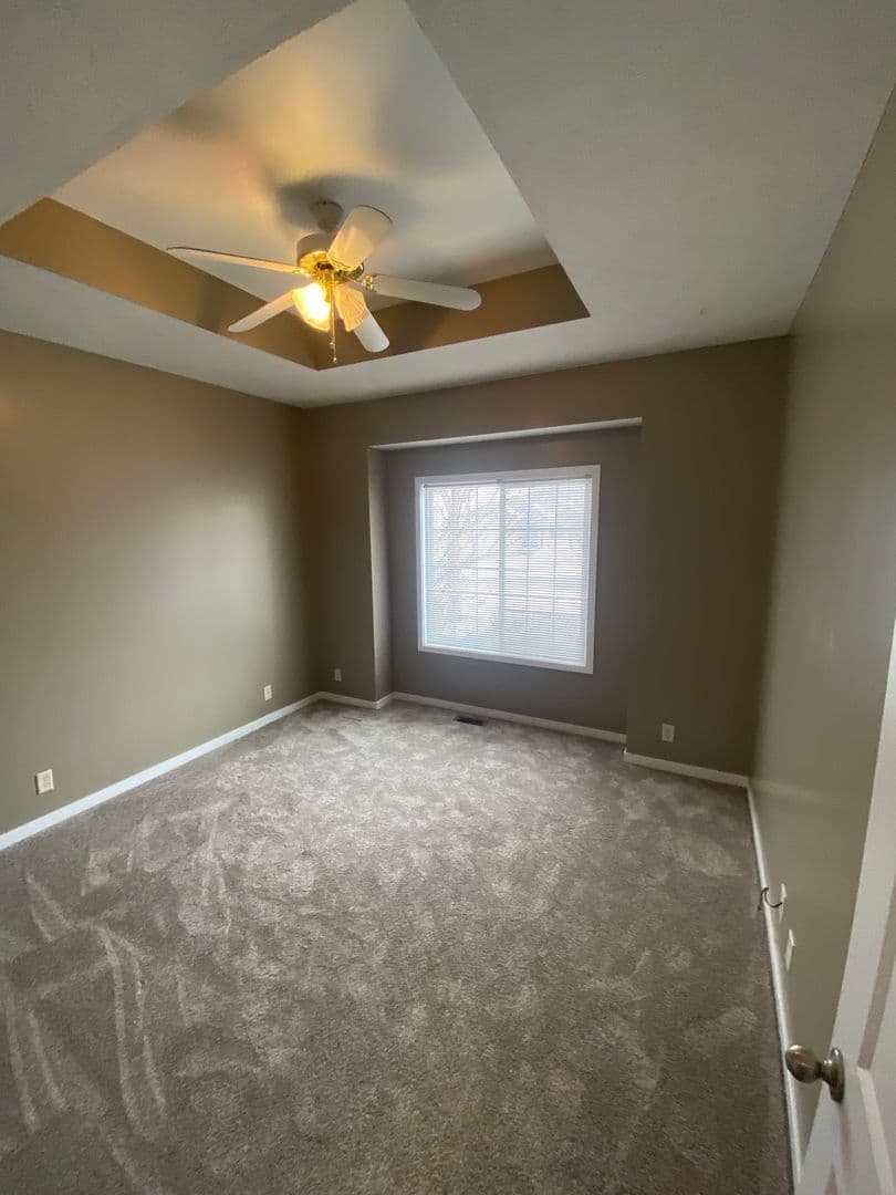 Lincoln Apartment: 6945