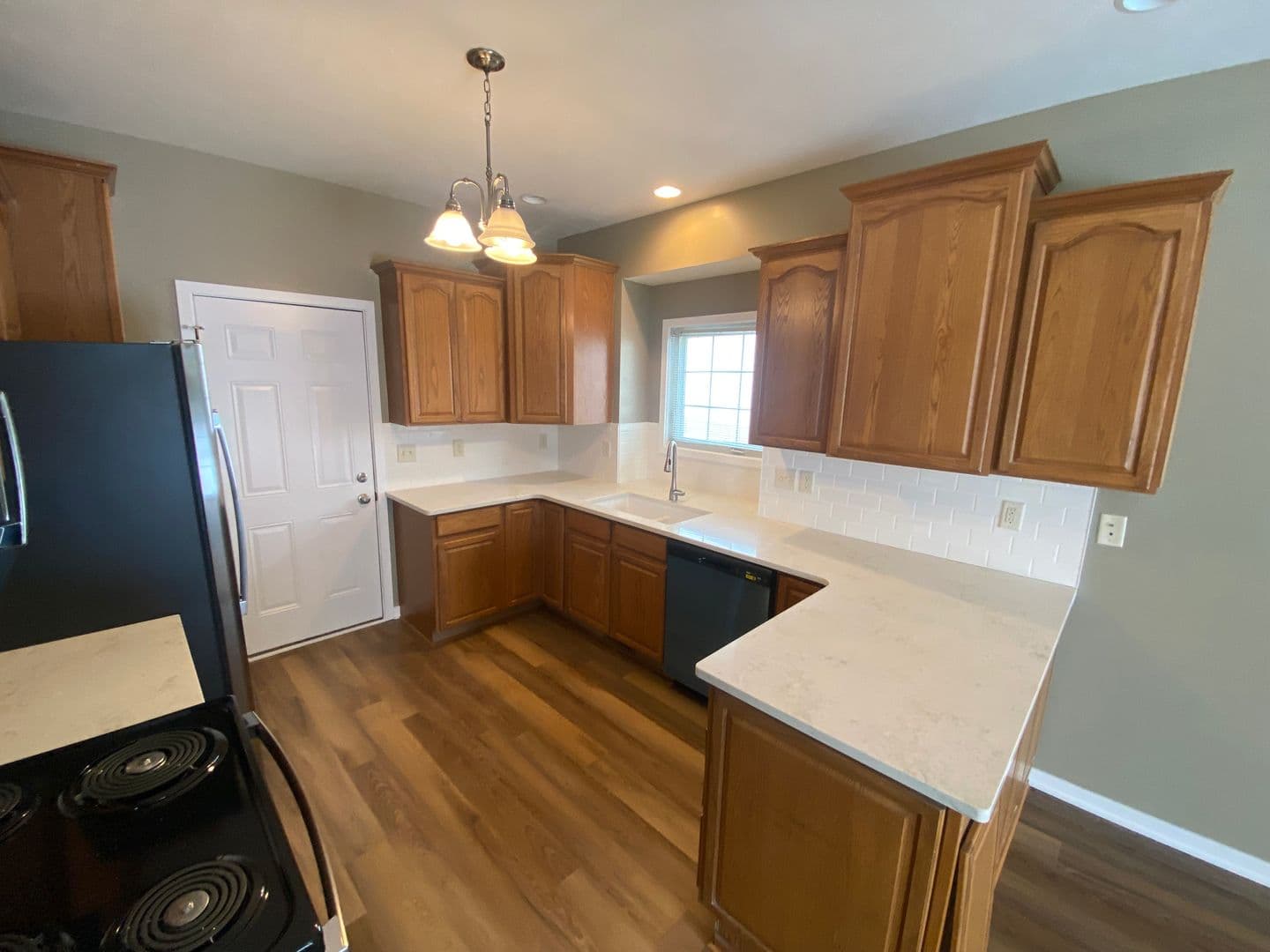 Lincoln Apartment: 6945