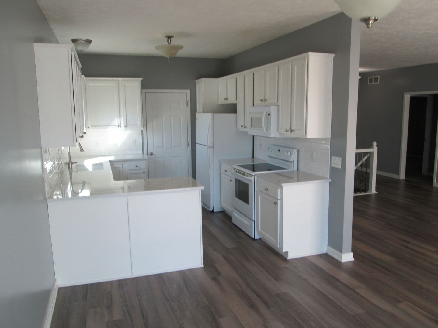Lincoln Apartment: 6945