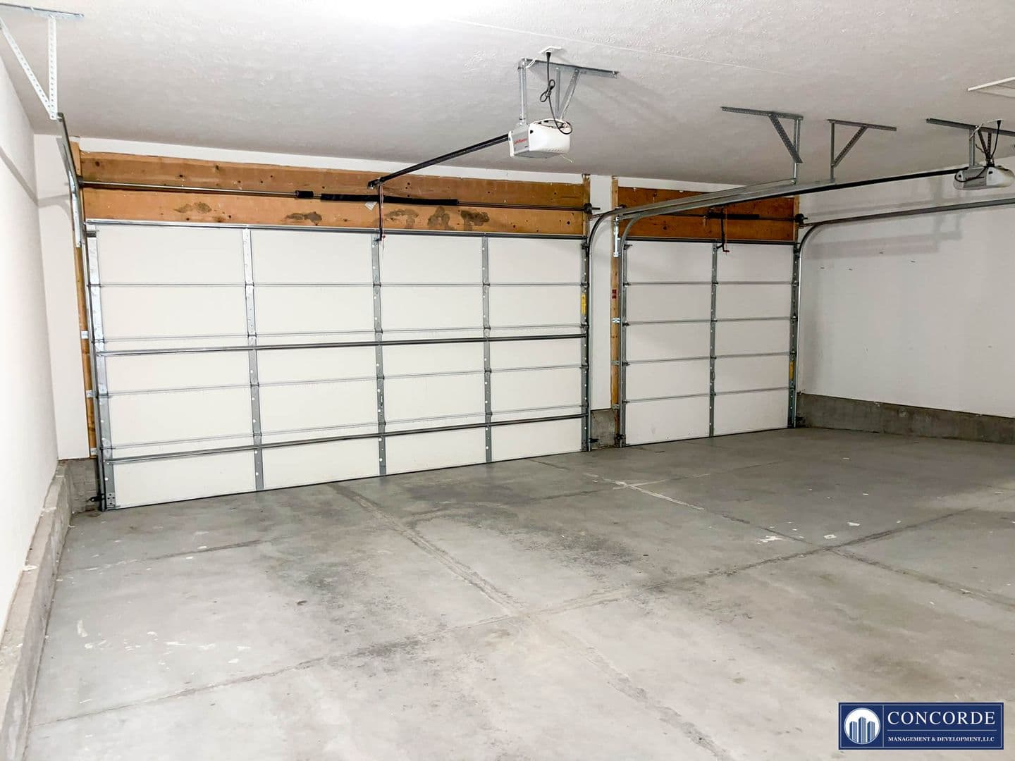 Lincoln Apartment: Yankee Woods Drive/S 78th St/Hacienda Drive