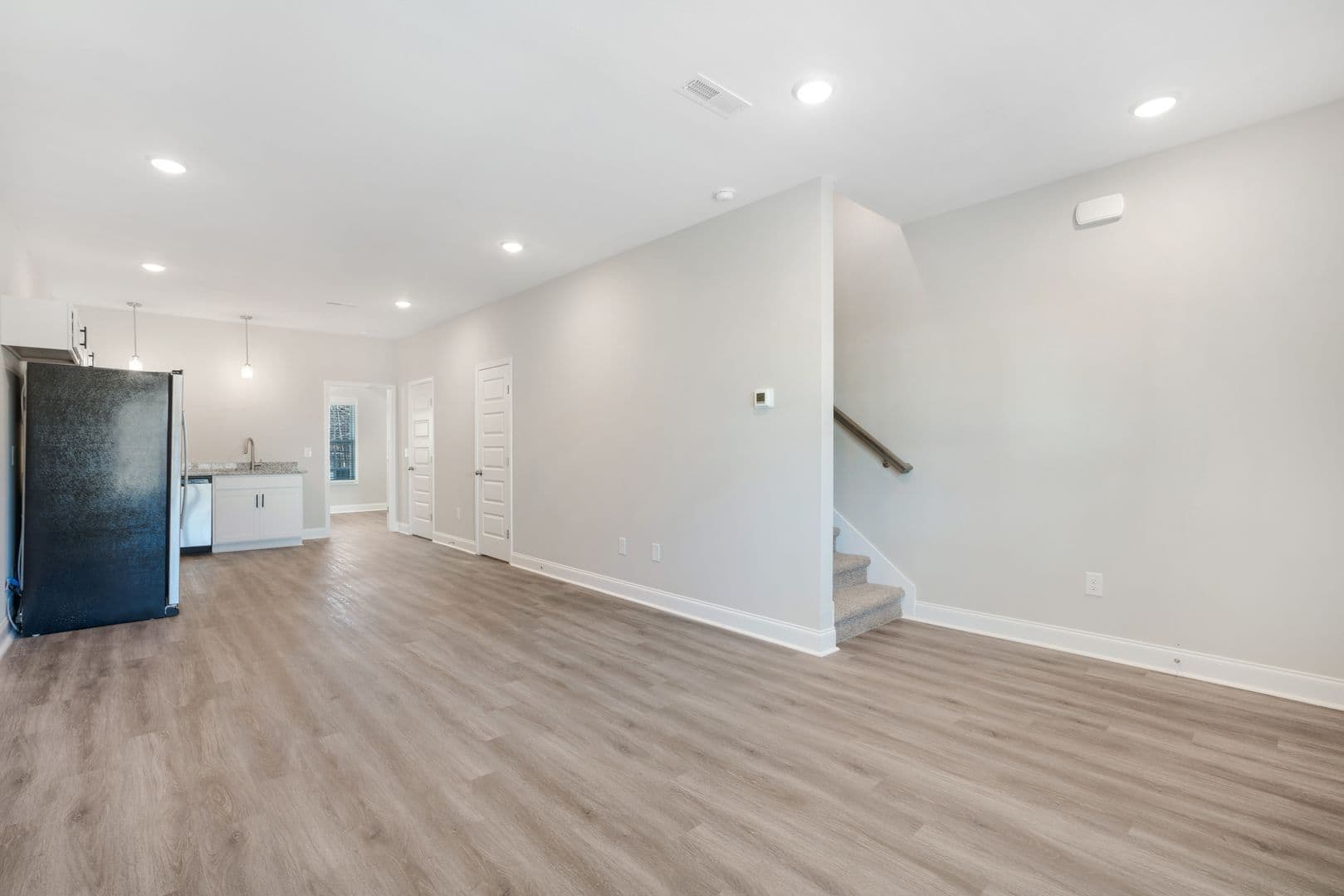 Clarksville Apartment: 2500 Tiny Town Rd