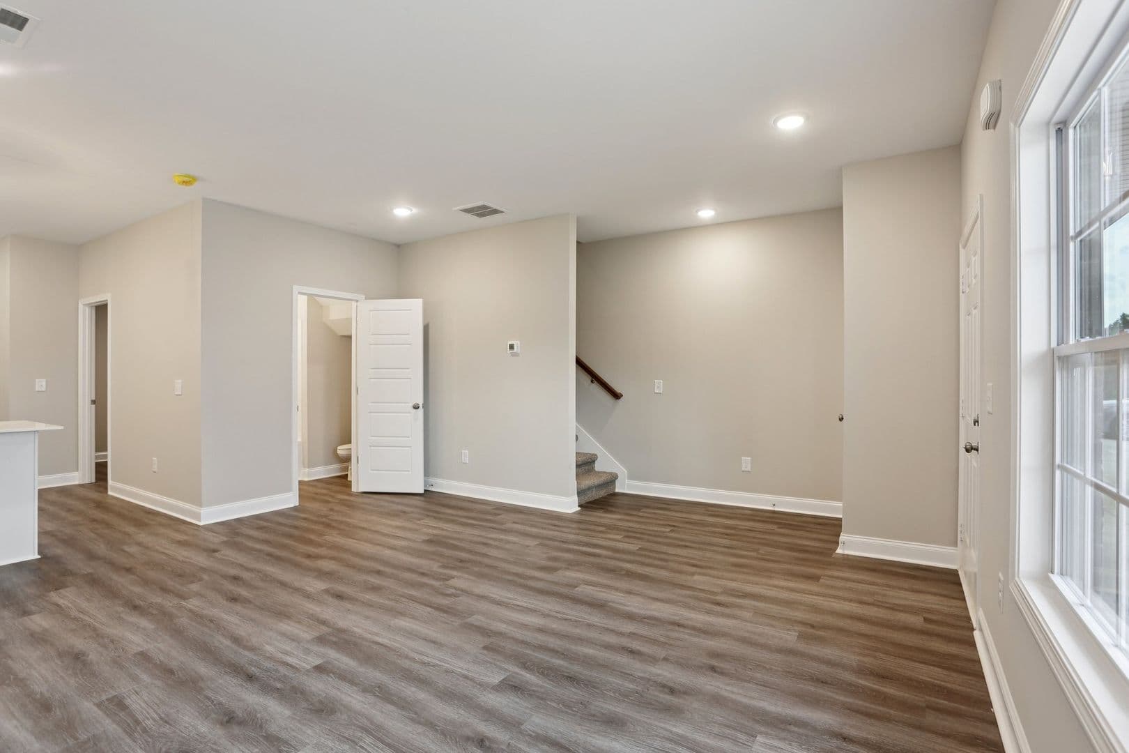 Clarksville Townhome: 860 Needmore Rd