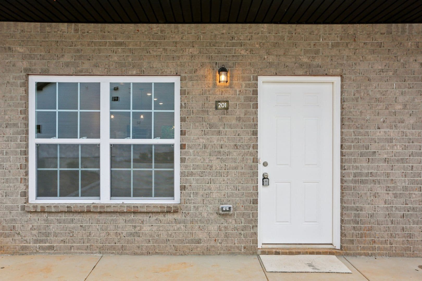 Clarksville Townhome: 860 Needmore Rd