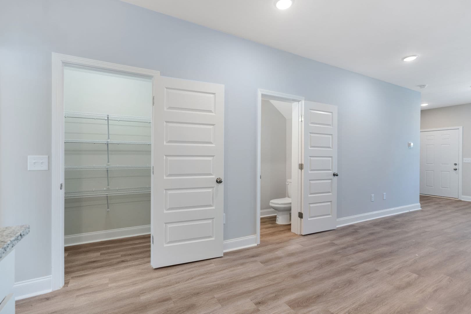 Clarksville Apartment: 2500 Tiny Town Rd