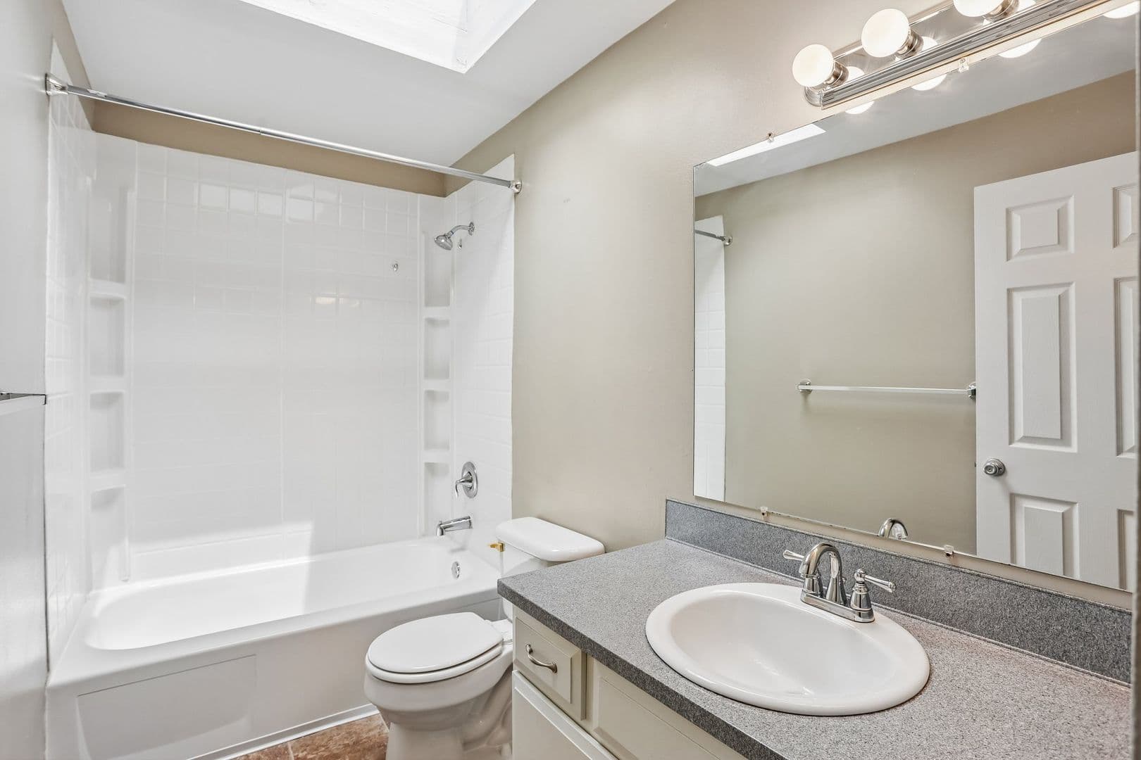 Enumclaw Apartment: 219 Semanski Street South