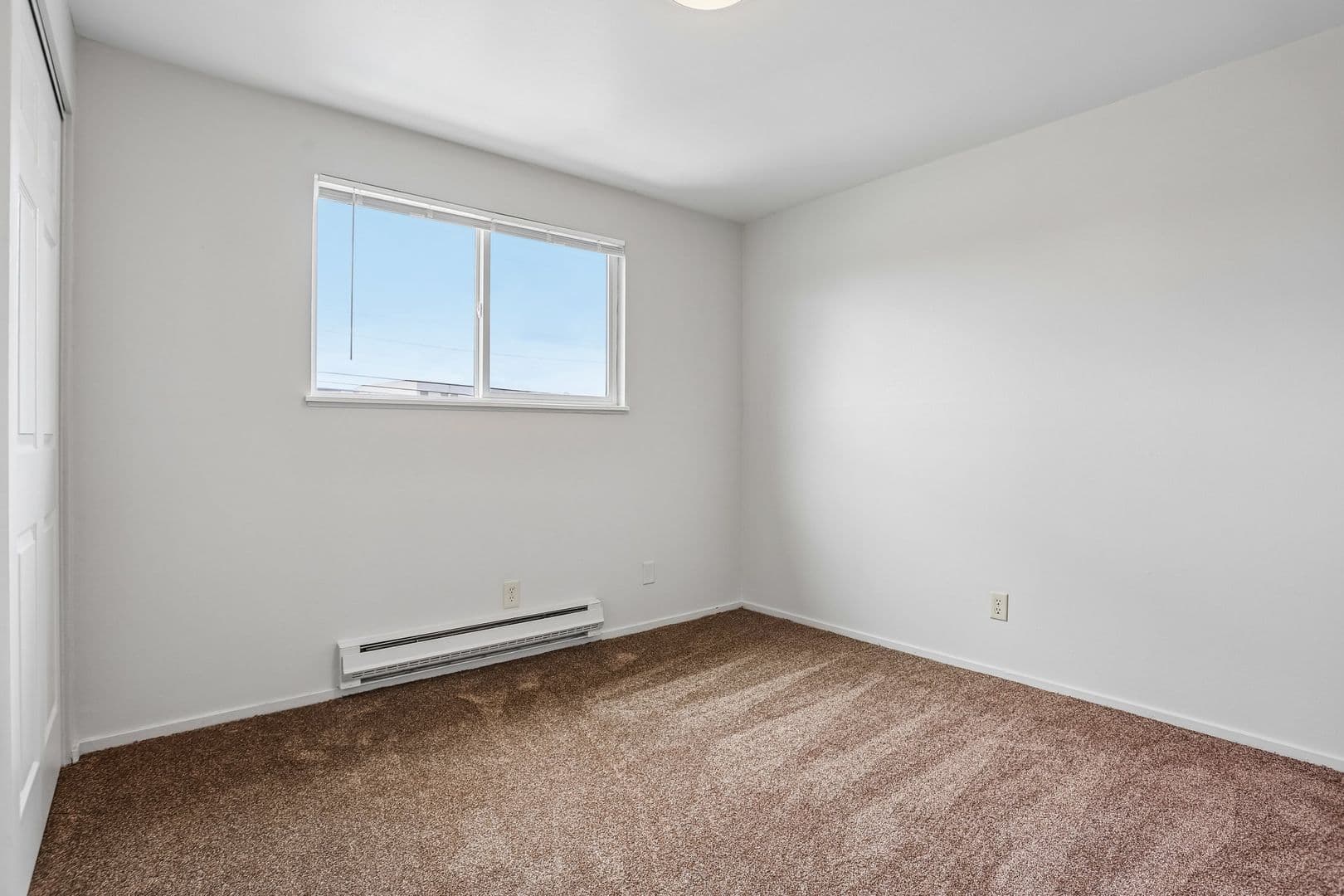 Enumclaw Apartment: 219 Semanski Street South