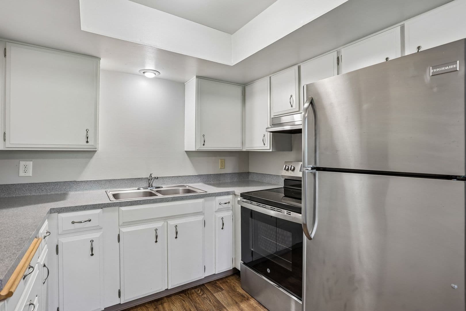 Enumclaw Apartment: 219 Semanski Street South