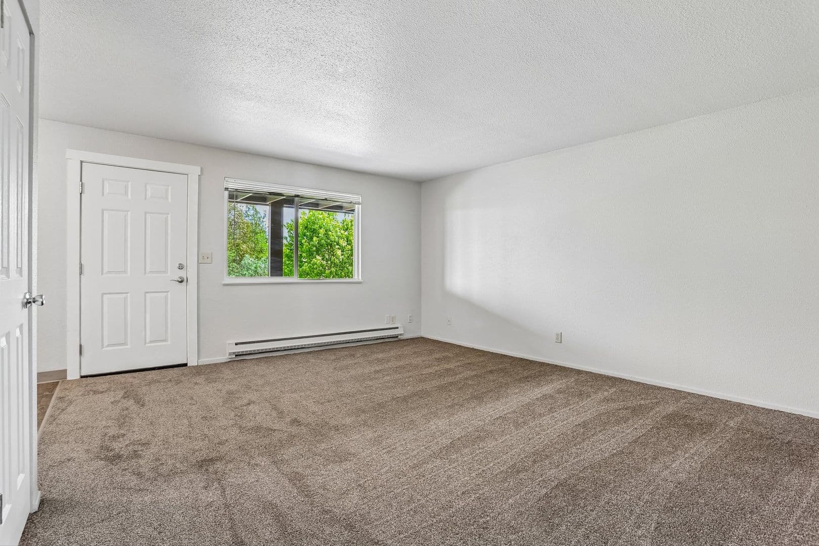 Enumclaw Apartment: 219 Semanski Street South