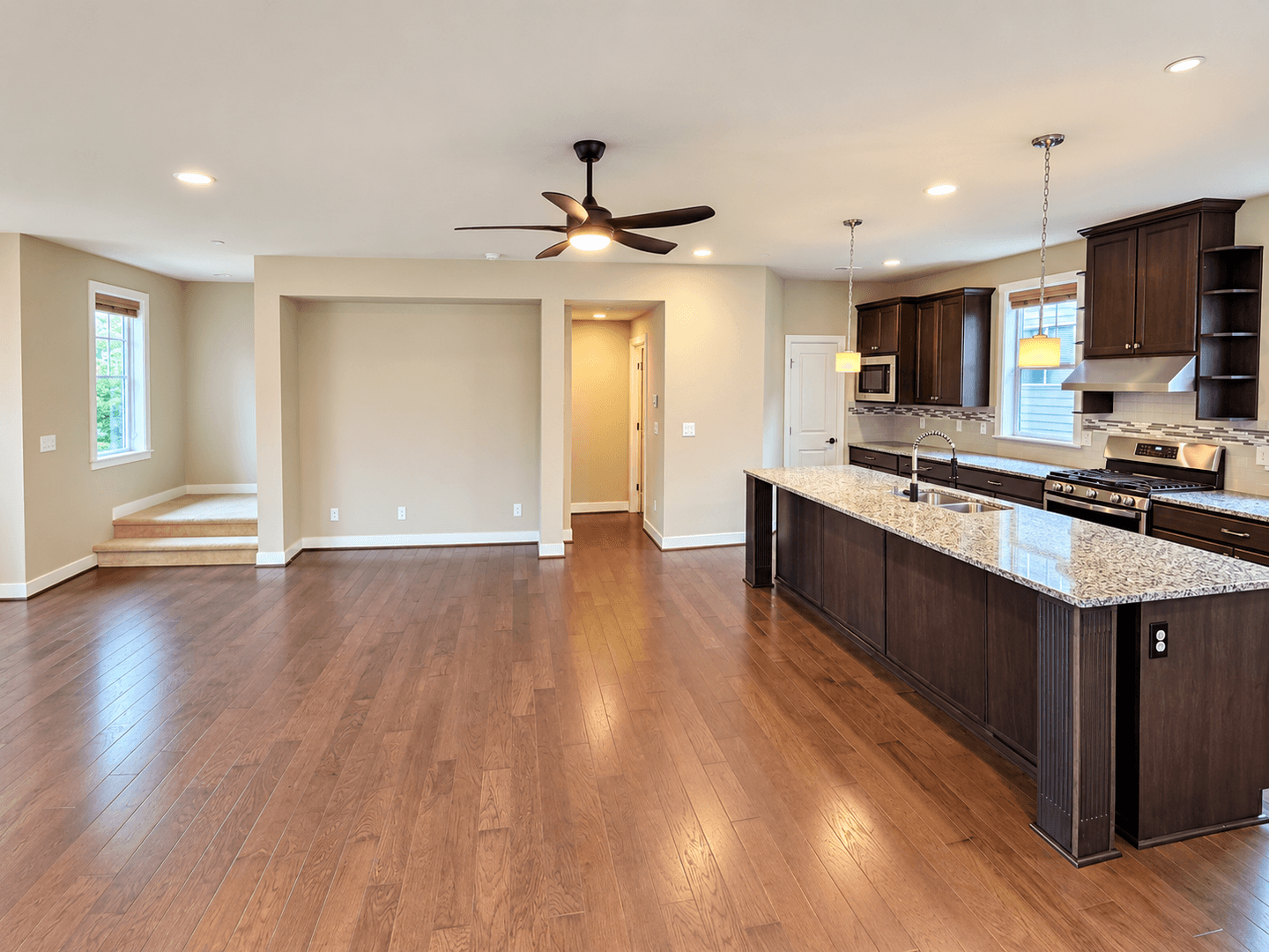 Sammamish Townhome: 23947 SE 45th Ter