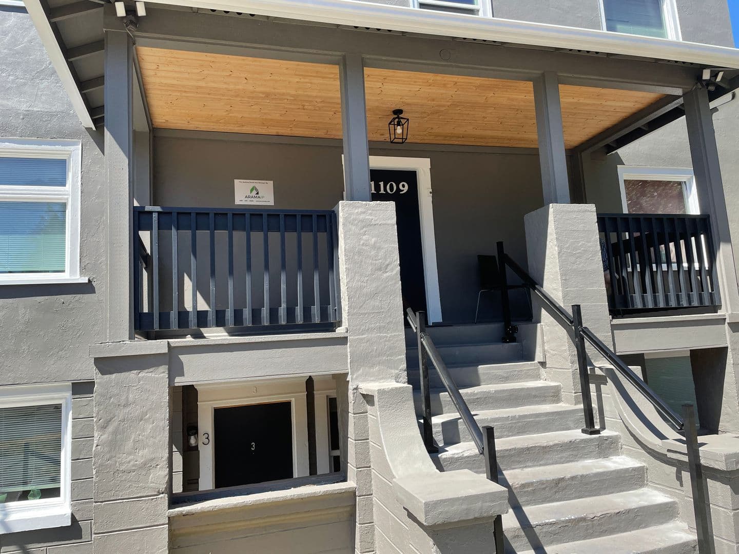 Tacoma Apartment: 1109 S 8th Street