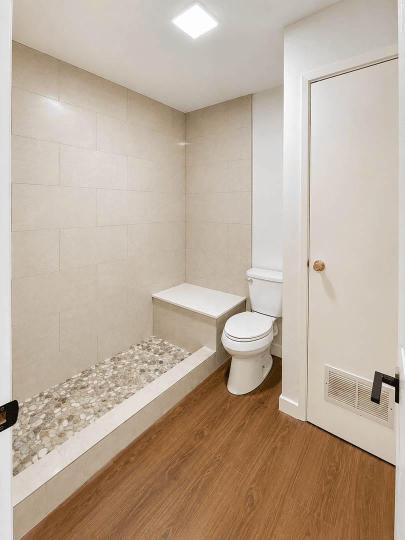 Seattle Townhome: 9640 30th Ave SW - B