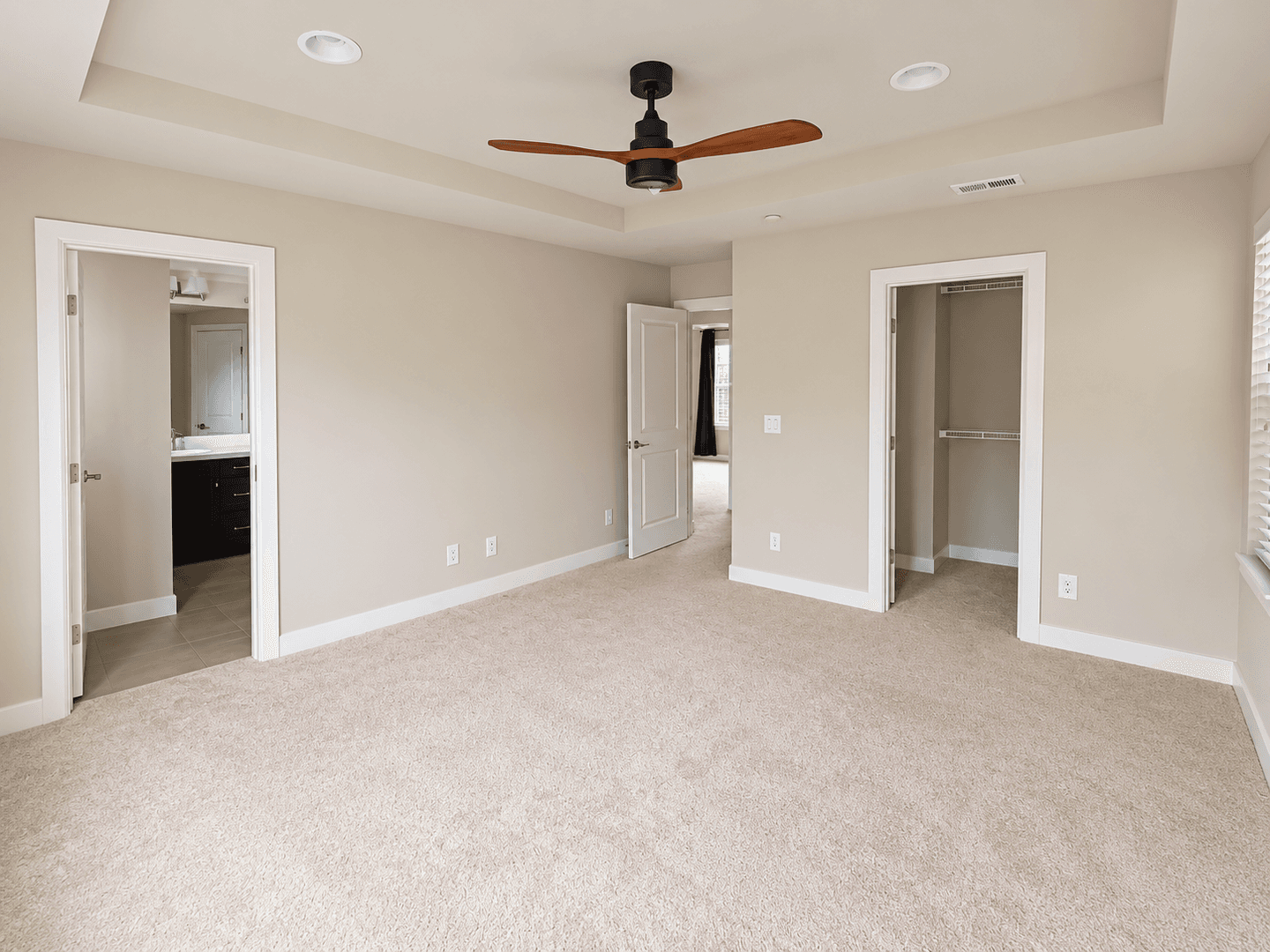 Sammamish Townhome: 23947 SE 45th Ter