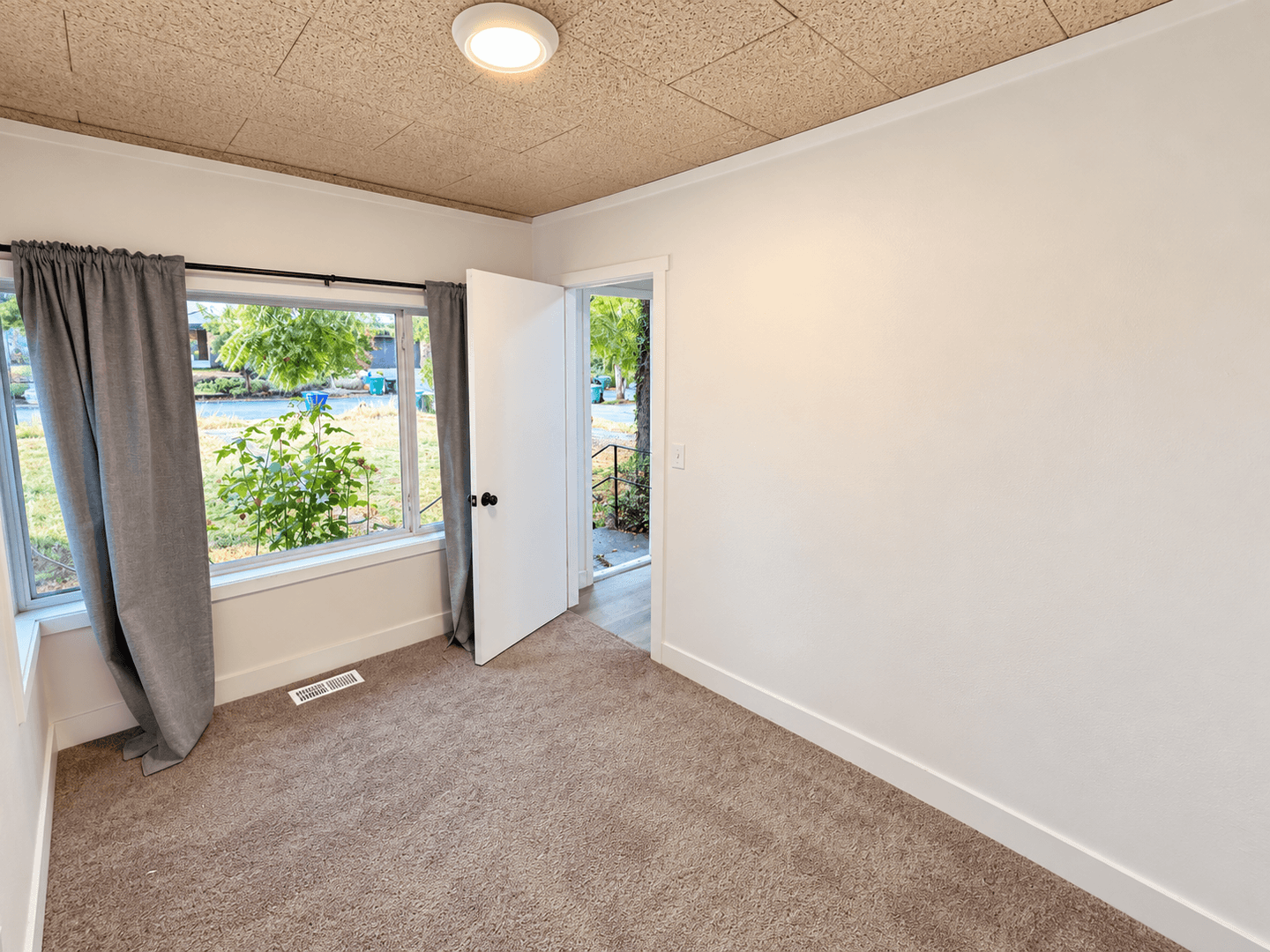 Seattle House: 7403 46th Ave S
