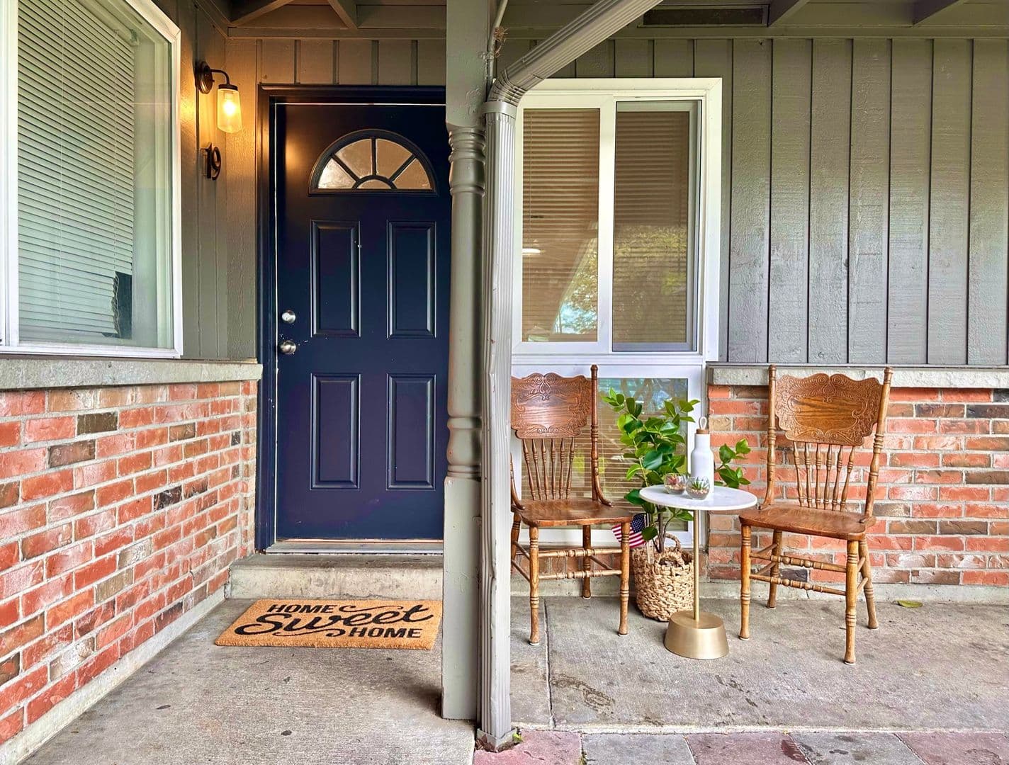 Auburn Apartment: 502 8Th St. NE