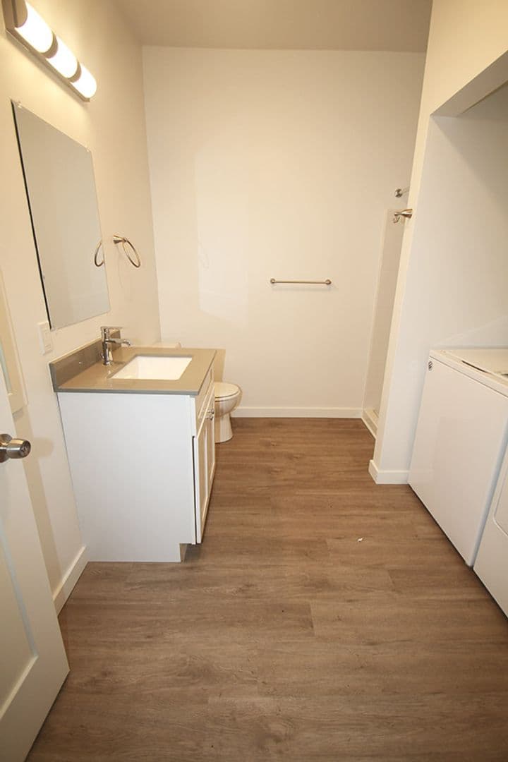 Seattle Apartment: 1419 E Union Street
