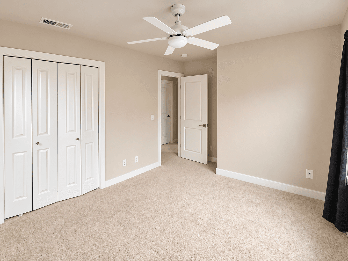 Sammamish Townhome: 23947 SE 45th Ter