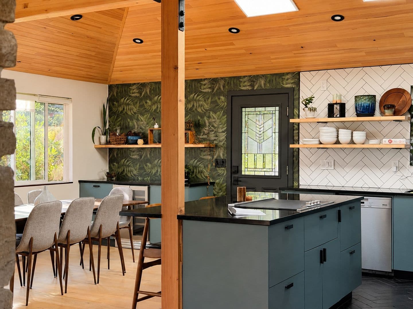 Seattle House: 9747 61st Ave S