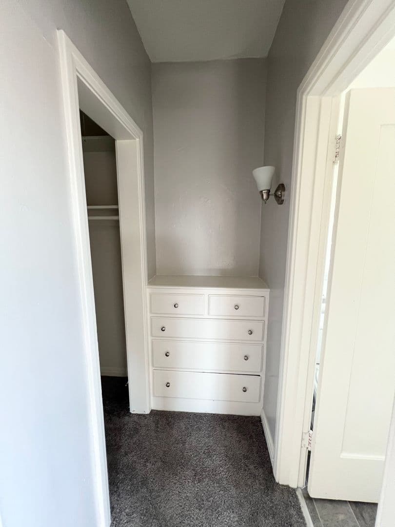 Wilmington Apartment: 1147 Broad Ave.