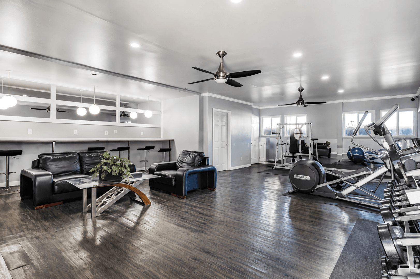 GARDENA Apartment: 15001 CRENSHAW BLVD.