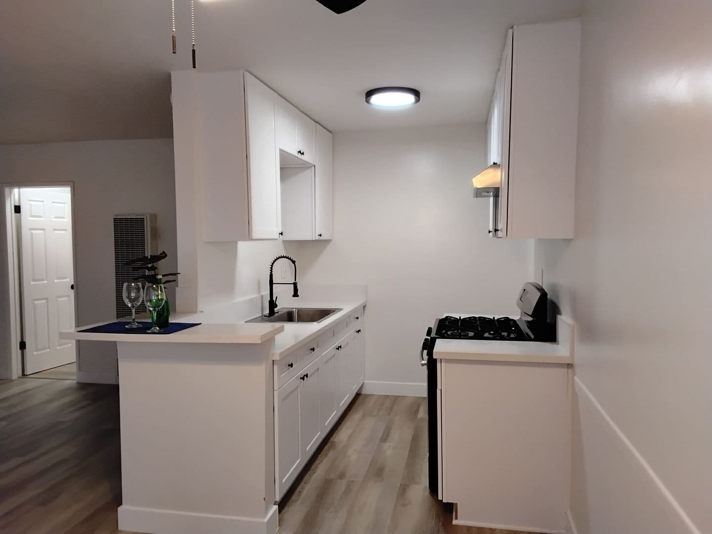 Torrance Apartment: 22307 Kent Ave