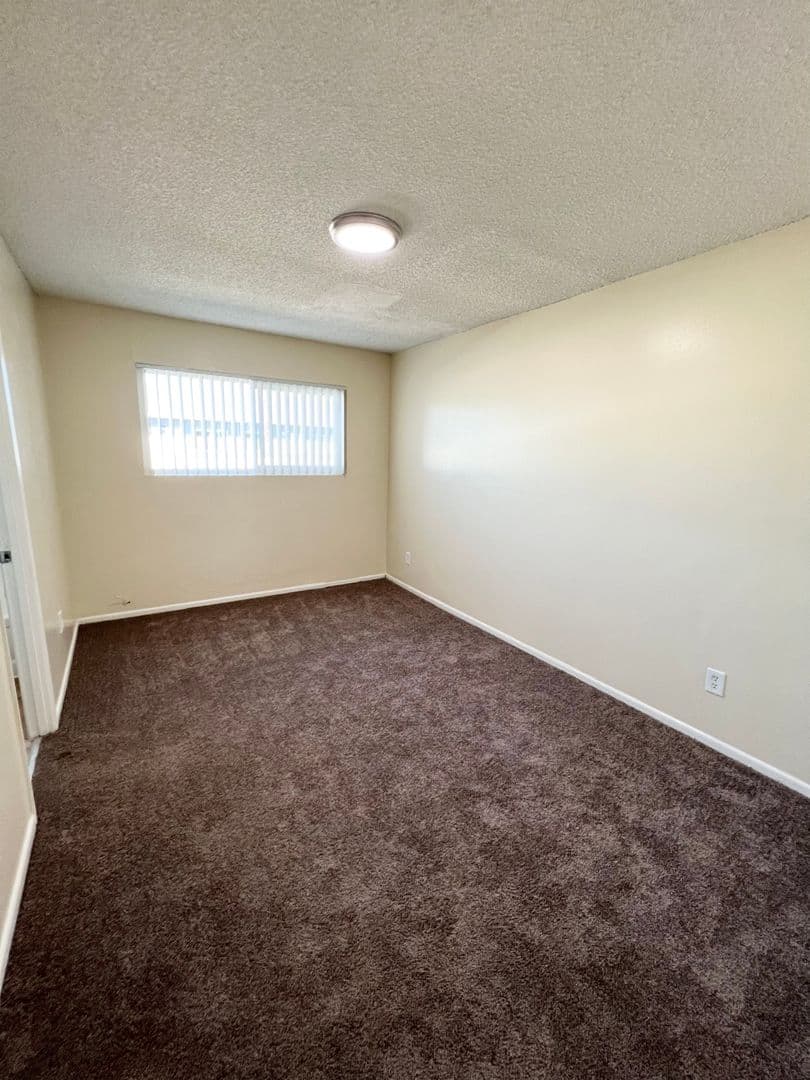 Gardena Apartment: 14812 Chadron Ave