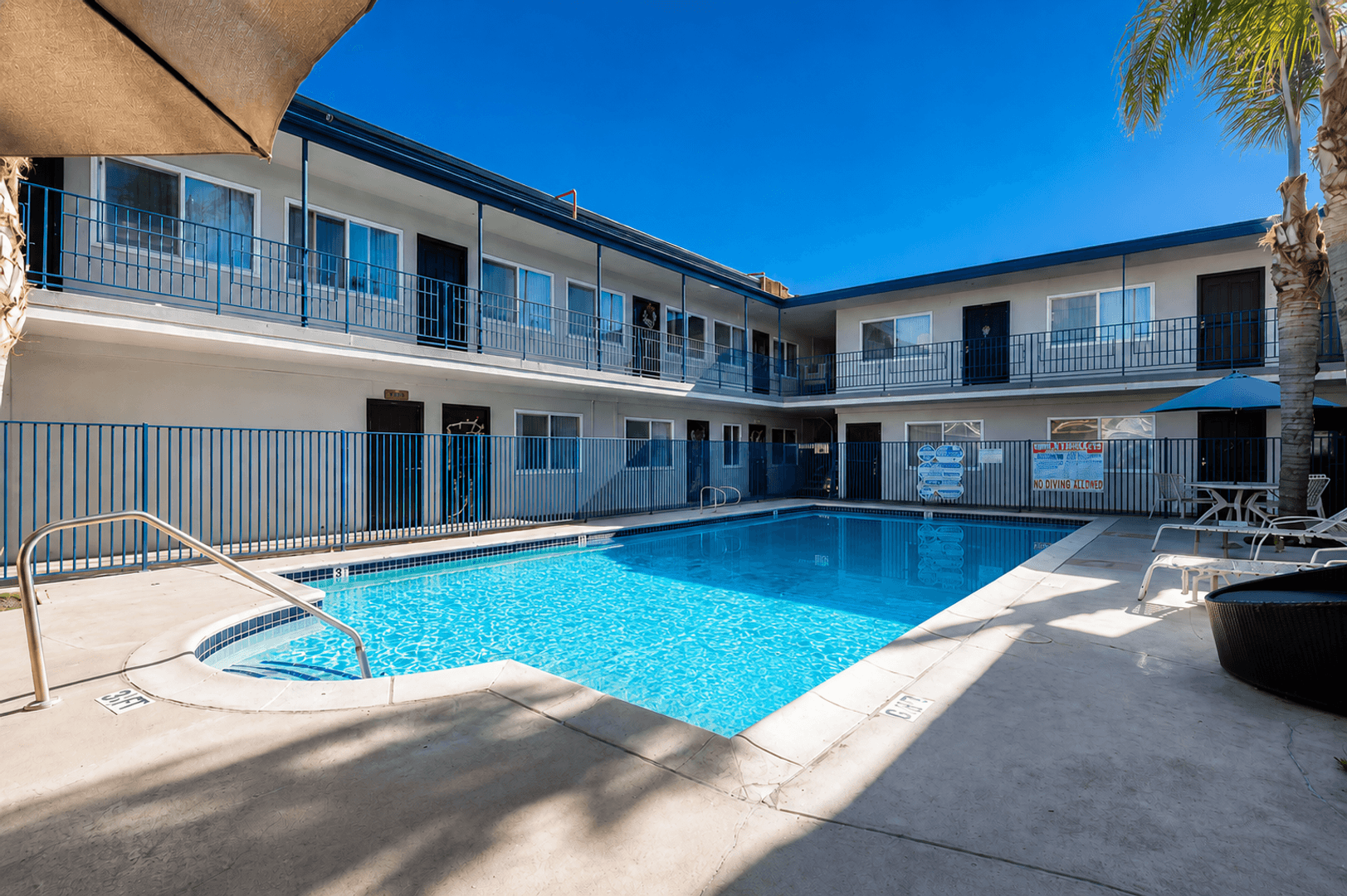 GARDENA Apartment: 15001 CRENSHAW BLVD.