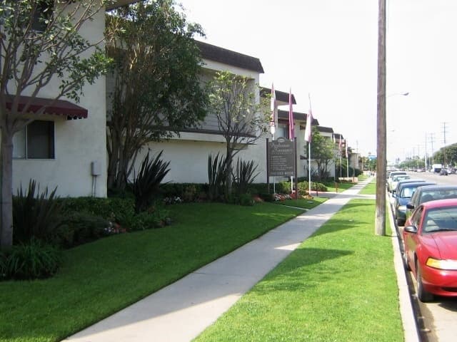 Torrance Apartment: 3344-3408 Redondo Beach Blvd.