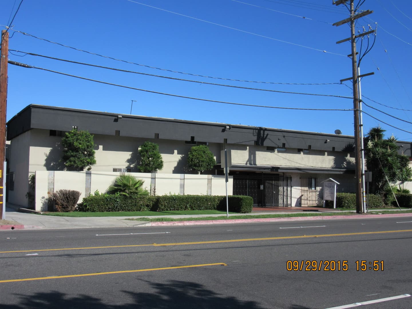 Hawthorne Apartment: 12714 Inglewood Ave.