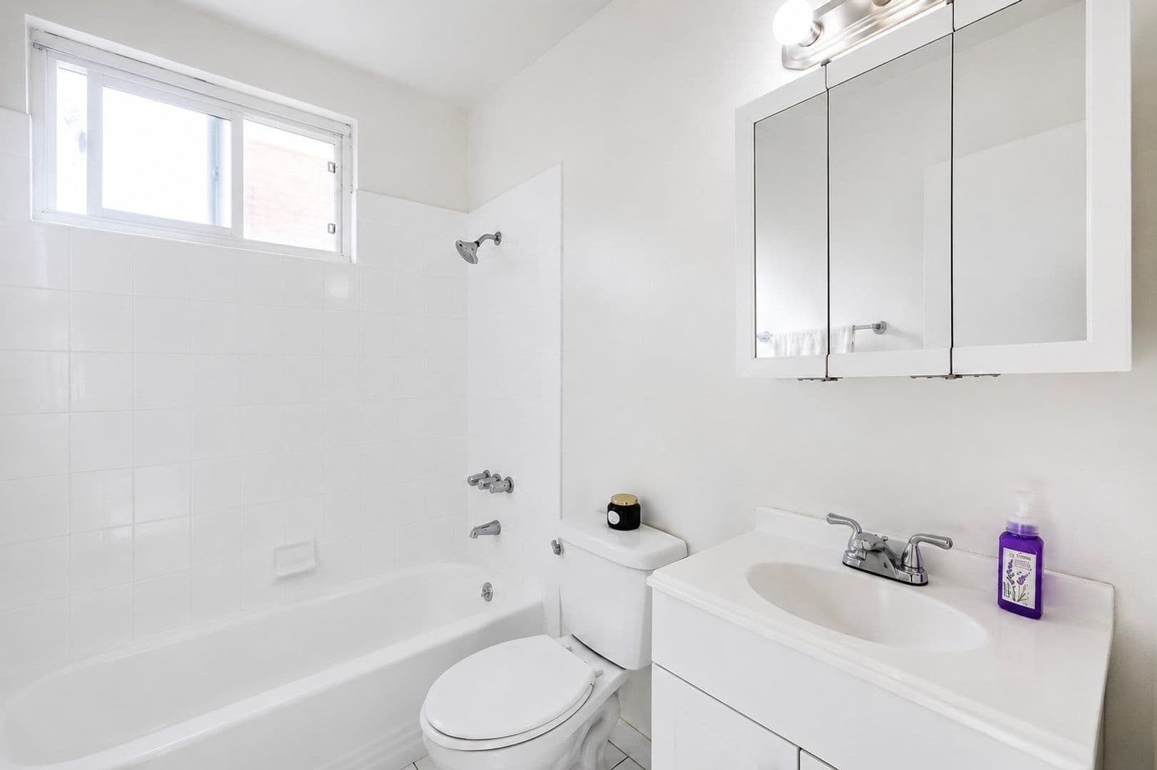 GARDENA Apartment: 15001 CRENSHAW BLVD.