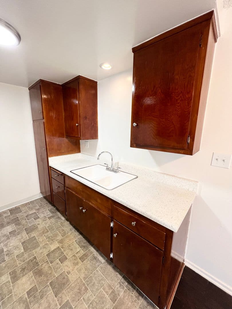 Torrance Apartment: 3344-3408 Redondo Beach Blvd.