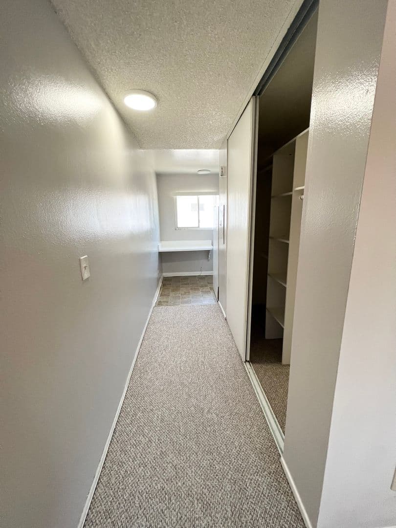 Torrance Apartment: 3338 Redondo Beach Blvd.