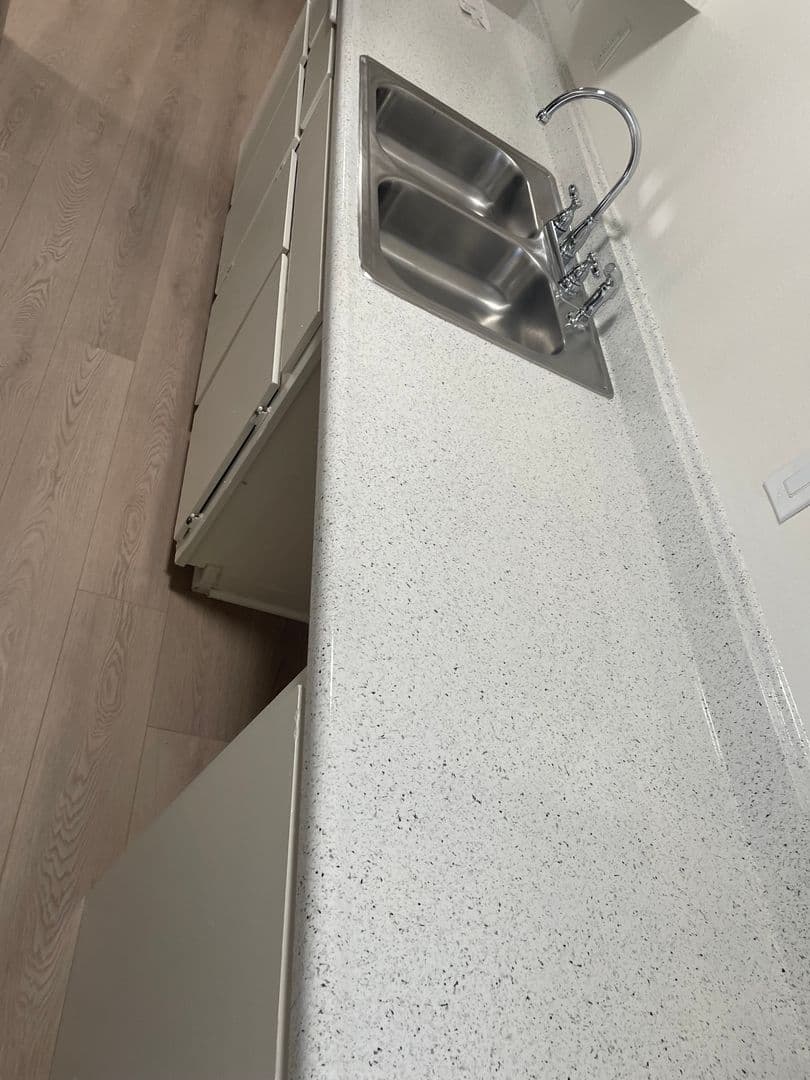 Wilmington Apartment: 606-638
