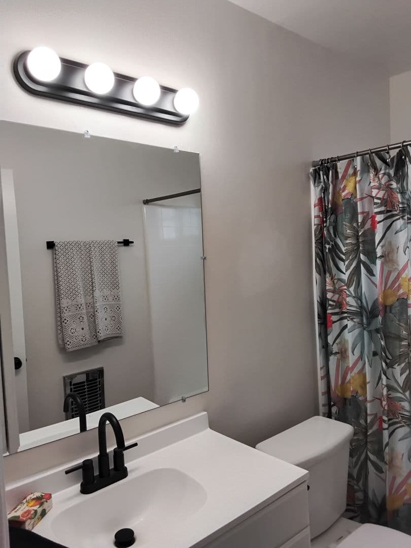 Torrance Apartment: 22307 Kent Ave