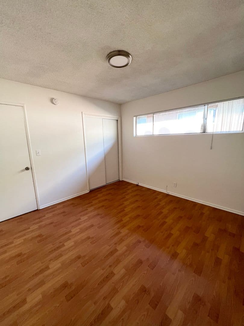 Los Angeles Apartment: 12402 S. Western Ave.