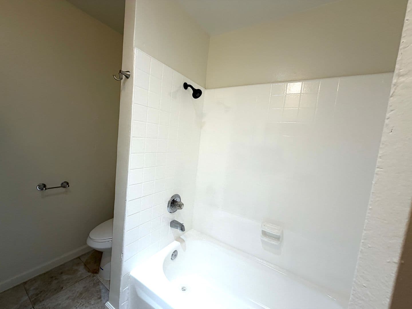 Torrance Apartment: 23015 Madison St