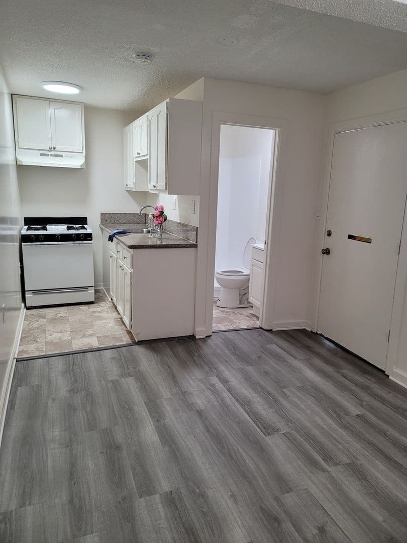 Torrance Apartment: 3344-3408 Redondo Beach Blvd.