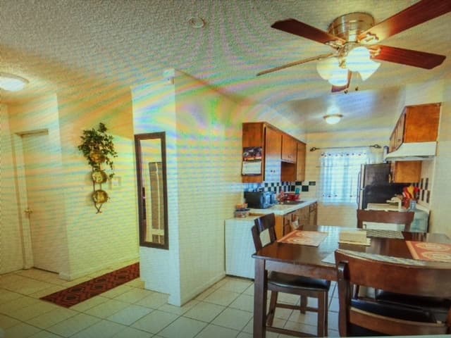 Long Beach Apartment: 1153-1161 Magnolia Avenue