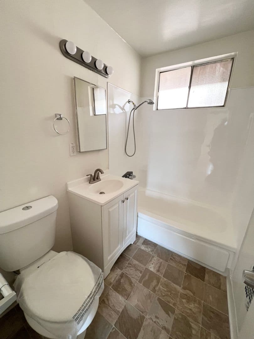 Los Angeles Apartment: 12402 S. Western Ave.